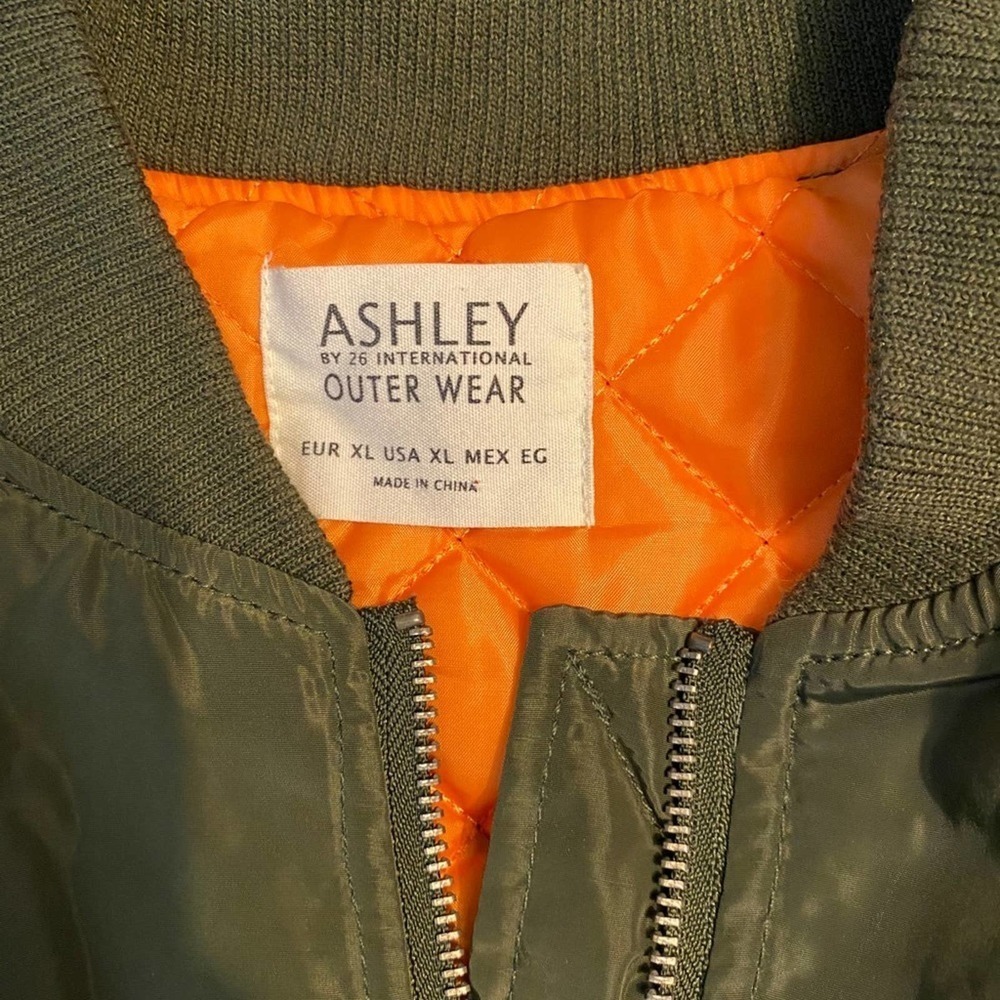 Ashley By 26 Green Bomber Jacket - Picture 3 of 7